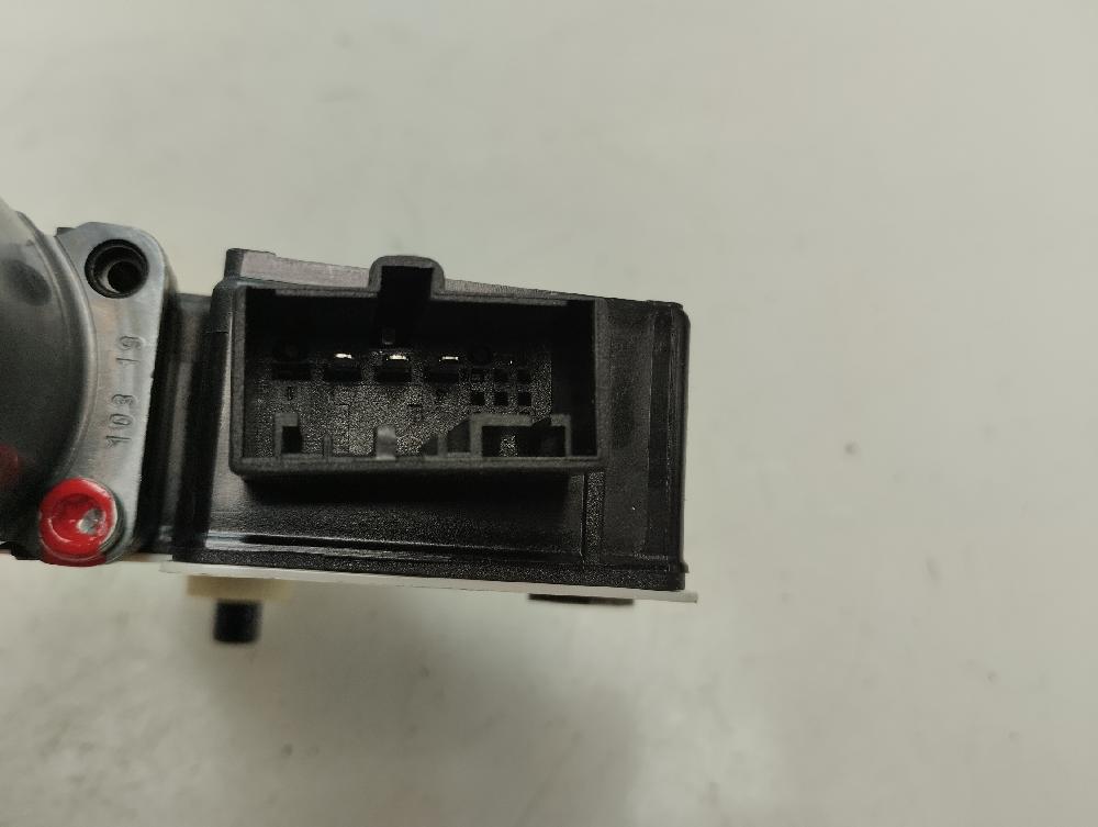 MOTOR ELEVALUNAS TRASERO IZQUIERDO SEAT IBIZA 1.0 TSI MT 95CV