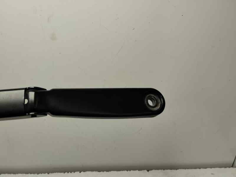 BRAZO LIMPIA DELANTERO DERECHO BMW X1 1.5 16D SDRIVE MT 116CV