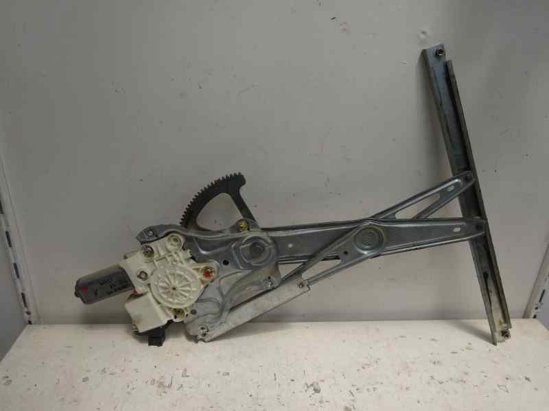 ELEVALUNAS DELANTERO DERECHO TOYOTA COROLLA 1.6 MT 110CV | 81KW