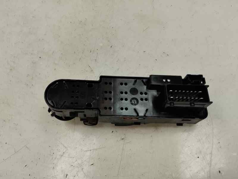MANDO ELEVALUNAS DELANTERO IZQUIERDO DS 3 1.2 MT 110CV | 81KW