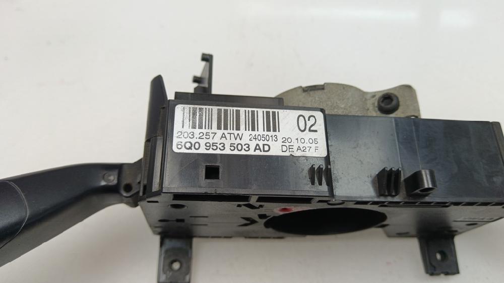 MANDO MULTIFUNCION SEAT IBIZA 1.9 TDI MT 100CV