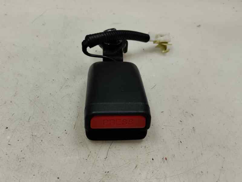 ANCLAJE CINTURON TRASERO IZQUIERDO HYUNDAI TUCSON 1.7 MT 115CV