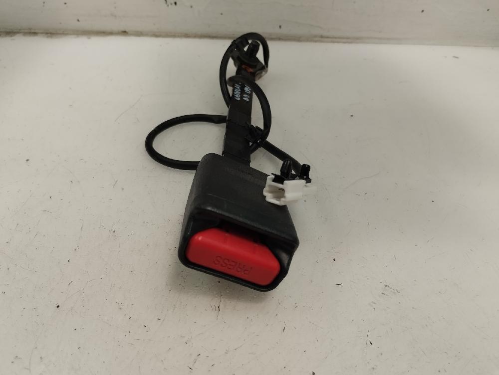 ANCLAJE CINTURON DELANTERO DERECHO NISSAN QASHQAI 1.5 DCI MT 110CV
