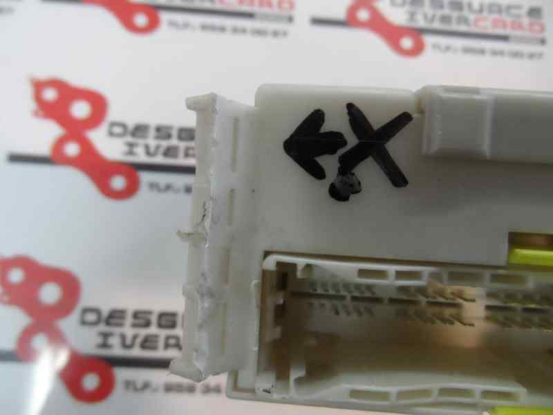 CAJA RELES FUSIBLES LEXUS IS 2.2 220D MT 177CV