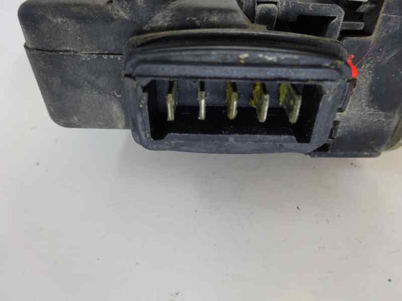 CERRADURA PUERTA DELANTERA IZQUIERDA RENAULT CLIO 1.2 MT 55CV
