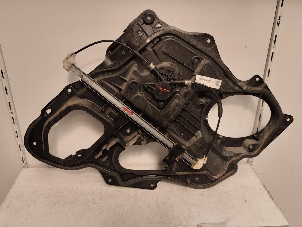 ELEVALUNAS TRASERO DERECHO MAZDA 3 1.6 MT 105CV | 77KW