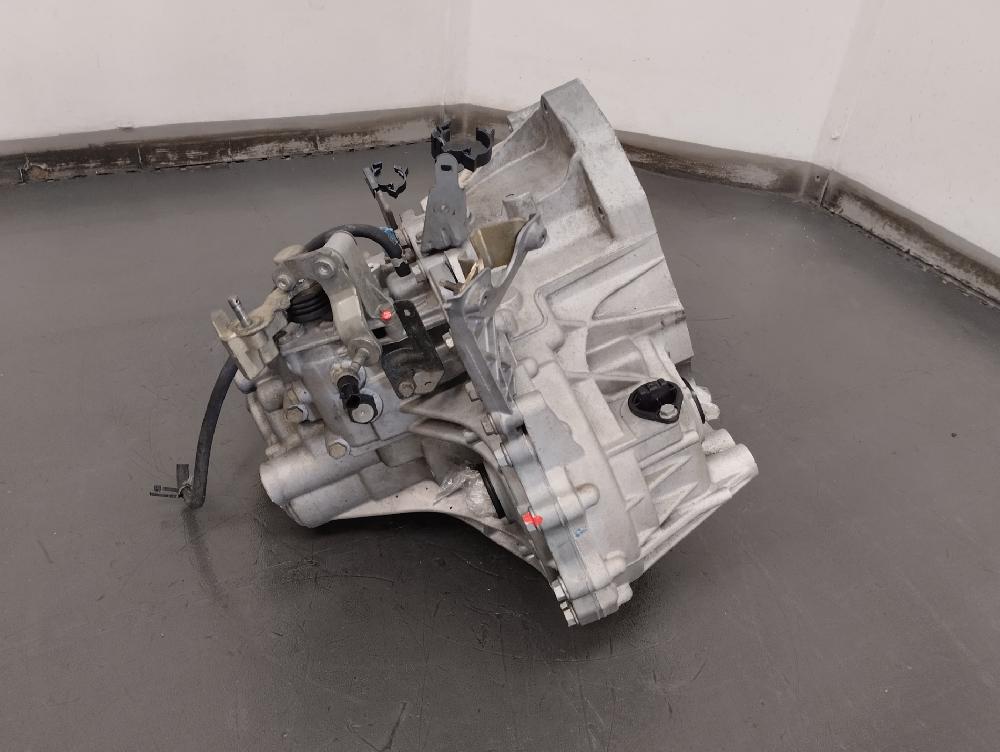 CAJA CAMBIOS NISSAN ALMERA TINO 2.2 TD MT 136CV