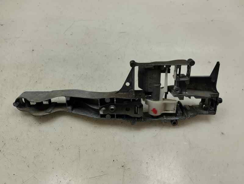 SOPORTE MANETA EXTERIOR DELANTERA DERECHA CITROEN BERLINGO 1.6 HDI MT 92CV