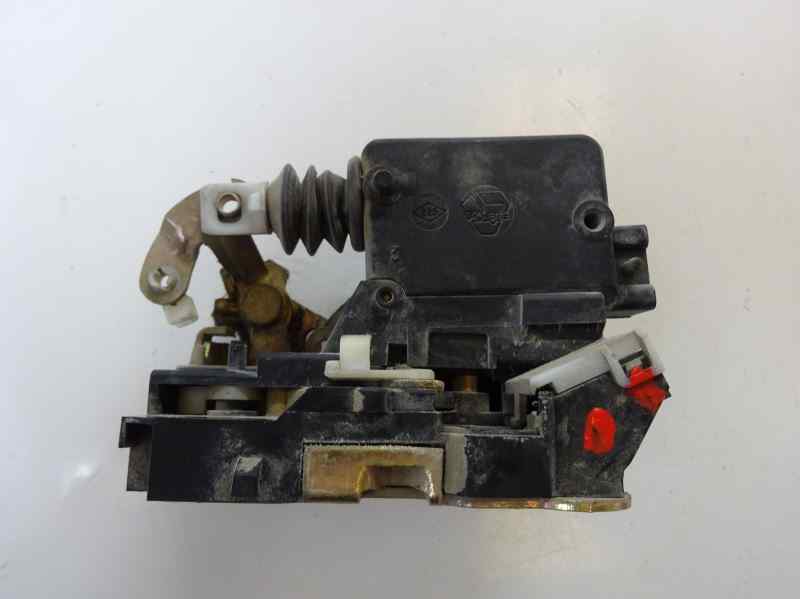 CERRADURA PUERTA TRASERA DERECHA RENAULT CLIO 1.2 MT 55CV