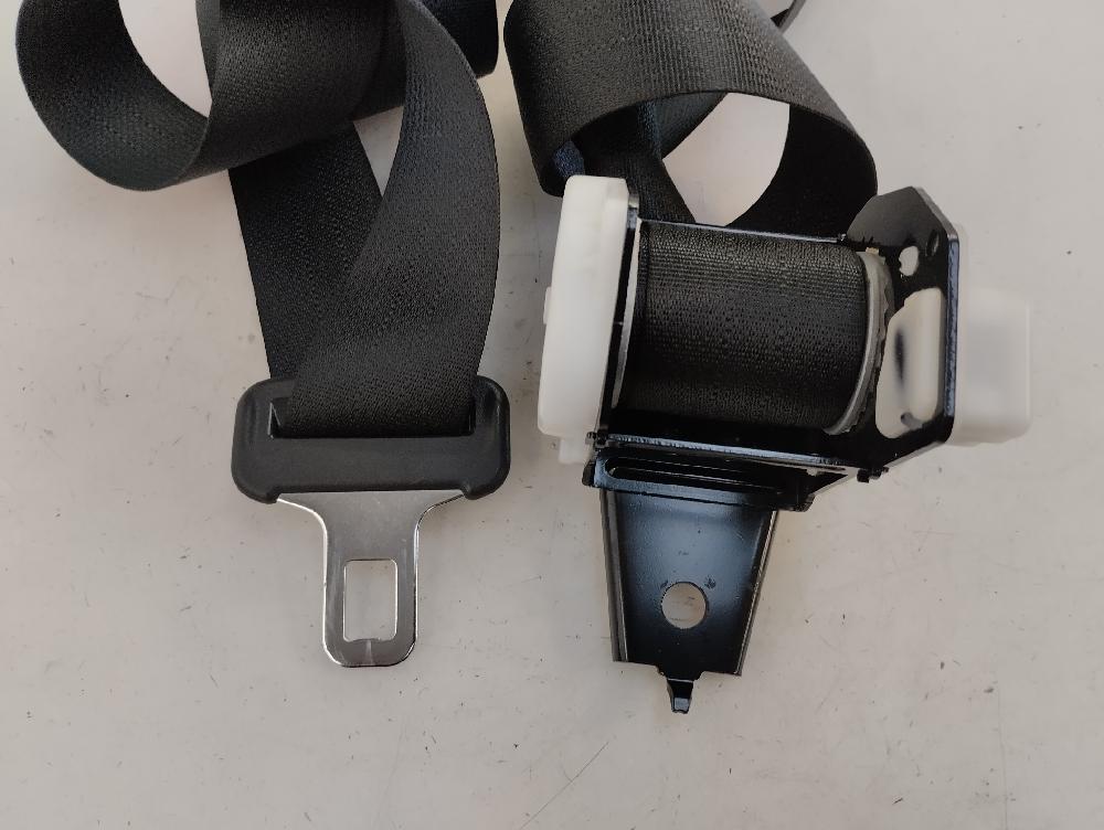 CINTURON SEGURIDAD TRASERO IZQUIERDO MAZDA 3 2.2 CITD MT 150CV