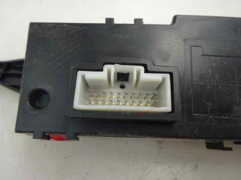 PANTALLA MULTIFUNCION KIA CEED 1.6 MT 129CV | 95KW