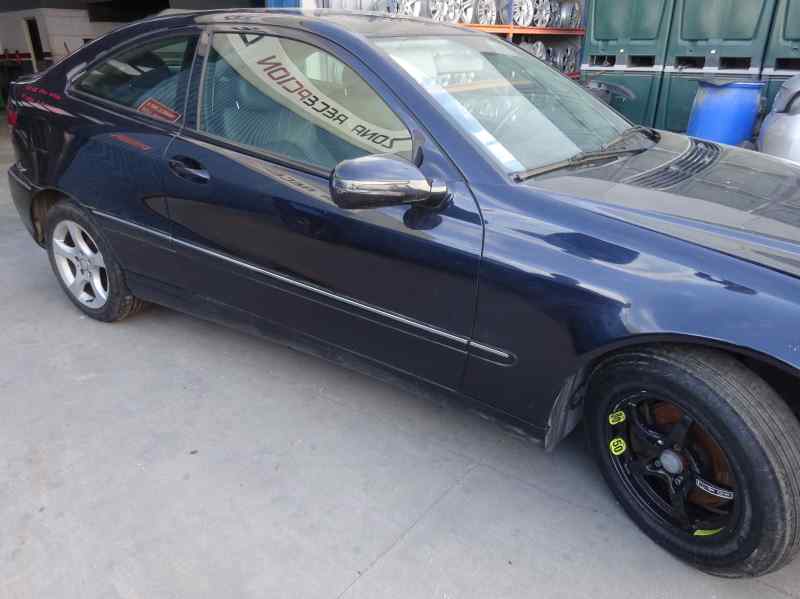 MANGUETA DELANTERA IZQUIERDA MERCEDES BENZ CLASE CLC 2010 200 2.2D MT 150CV | 110KW