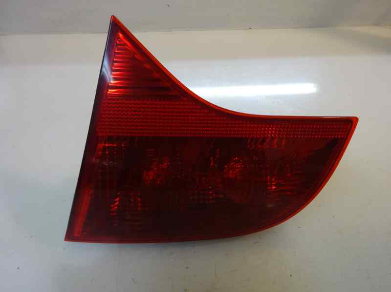 PILOTO TRASERO DERECHO INTERIOR AUDI A4 2007 2.0 TDI MT QUATTRO 140CV