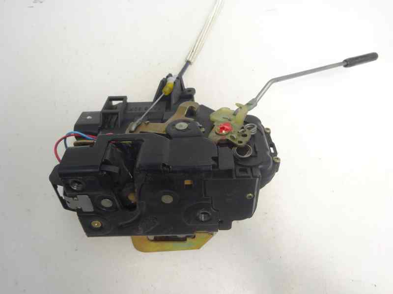 CERRADURA PUERTA DELANTERA DERECHA AUDI A6 1999 1.8 MT 150CV | 110KW