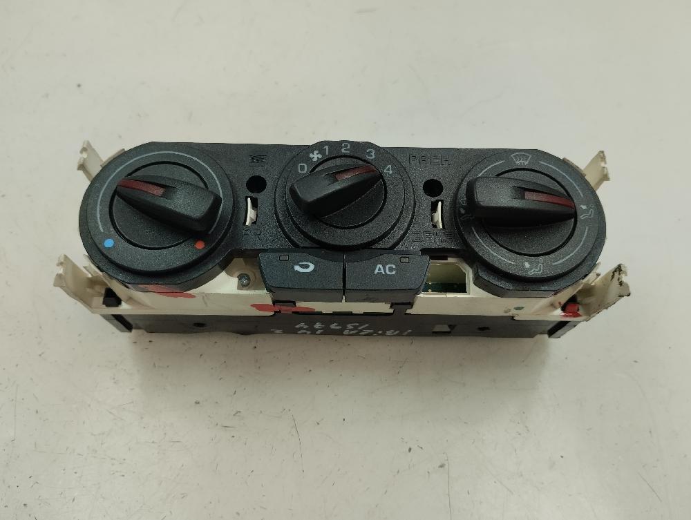 MANDO CALEFACCION AIRE ACONDICIONADO SEAT IBIZA 1.2 TSI MT 85CV