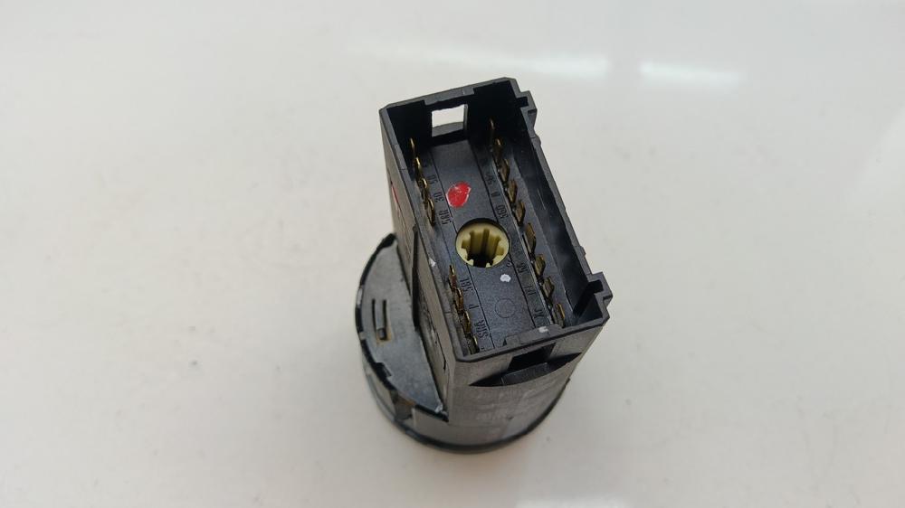 MANDO LUCES VOLKSWAGEN POLO 2005 1.4 16V MT 75CV | 55KW