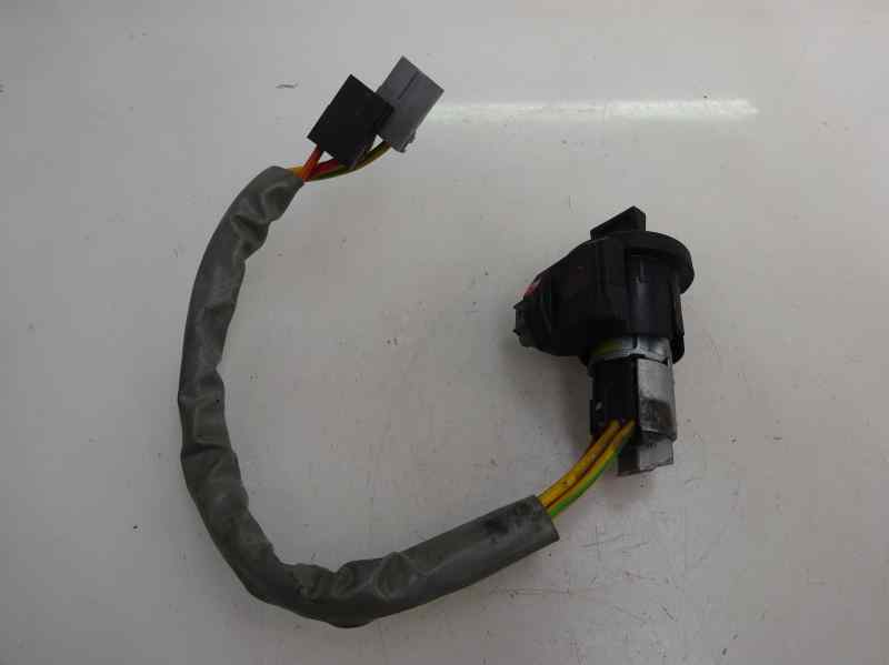 CERRADURA PUERTA DELANTERA DERECHA RENAULT KANGOO 1.9 D MT 65CV | 48KW
