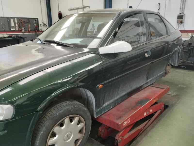 FARO DERECHO OPEL VECTRA 1999 2.0 DTI MT 101CV | 74KW
