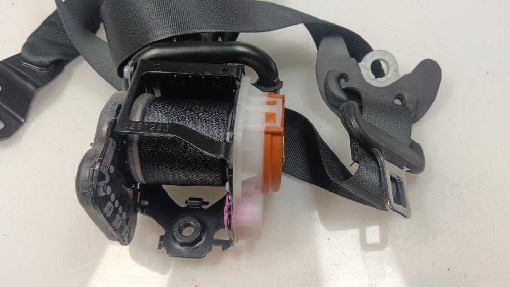 CINTURON SEGURIDAD DELANTERO DERECHO NISSAN QASHQAI 1.3 MT 140CV
