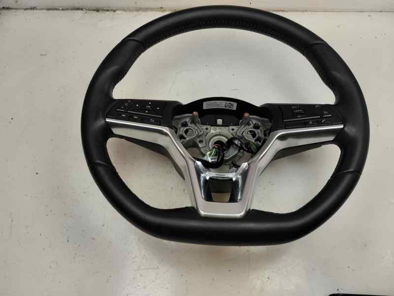 VOLANTE NISSAN MICRA 1.0 MT 73CV