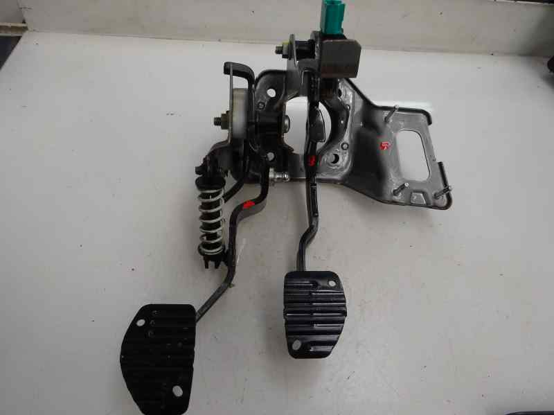 PEDAL EMBRAGUE CITROEN BERLINGO 1.6 HDI MT 92CV