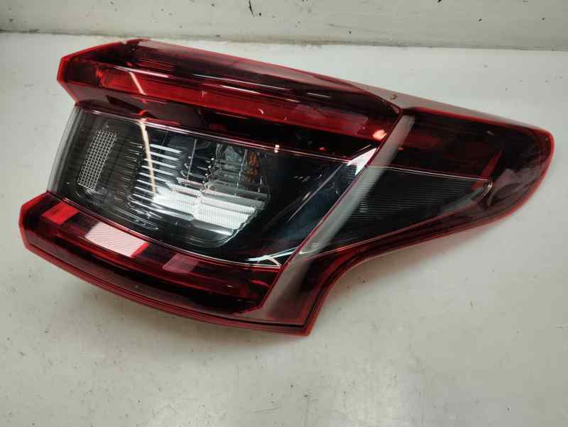 PILOTO TRASERO DERECHO NISSAN QASHQAI 1.3 MT 158CV | 116KW