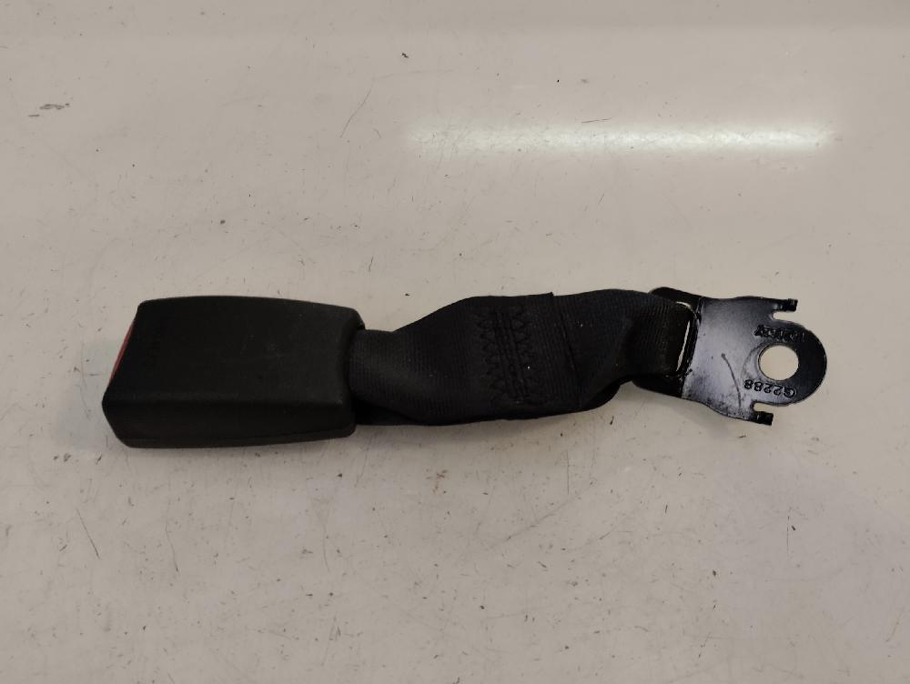 ANCLAJE CINTURON TRASERO CENTRAL NISSAN MICRA 1.2 MT 80CV