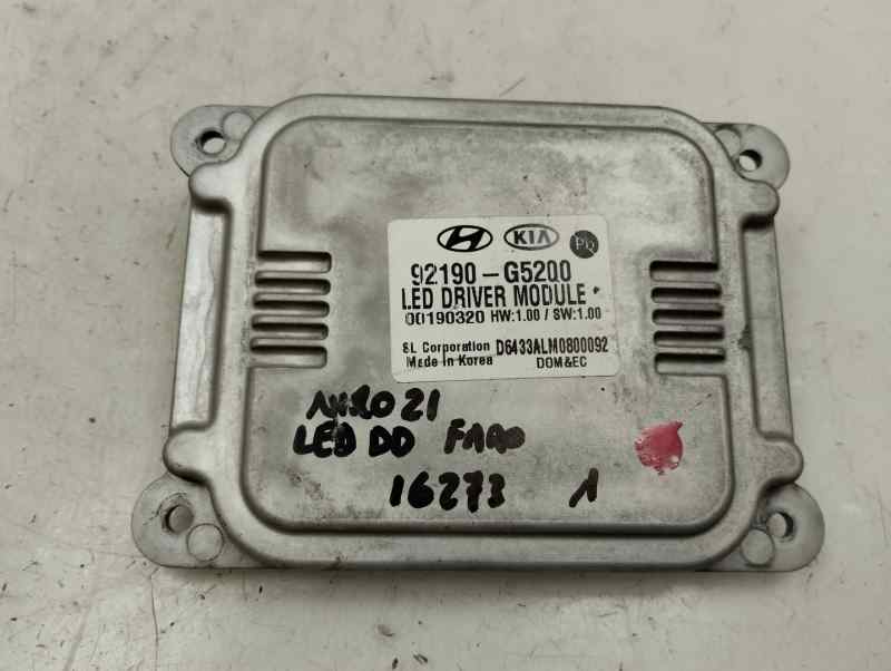 FARO DERECHO KIA NIRO 1.6 AMT 105CV | 77KW