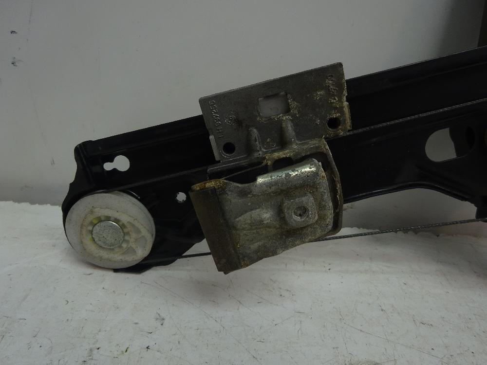 ELEVALUNAS TRASERO IZQUIERDO MERCEDES BENZ CLASE C 2.2 MT 150CV | 110KW