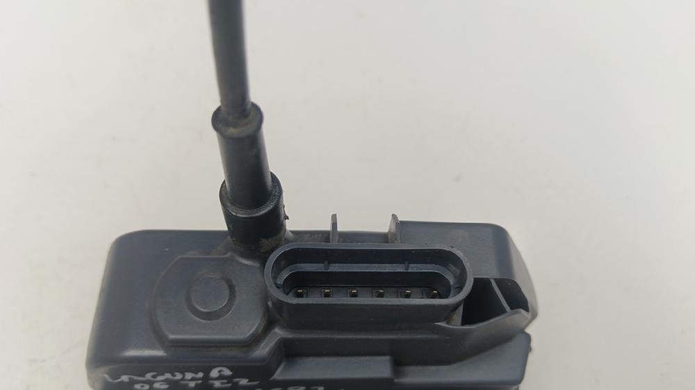 CERRADURA PUERTA TRASERA IZQUIERDA RENAULT LAGUNA 2.0 AT 135CV