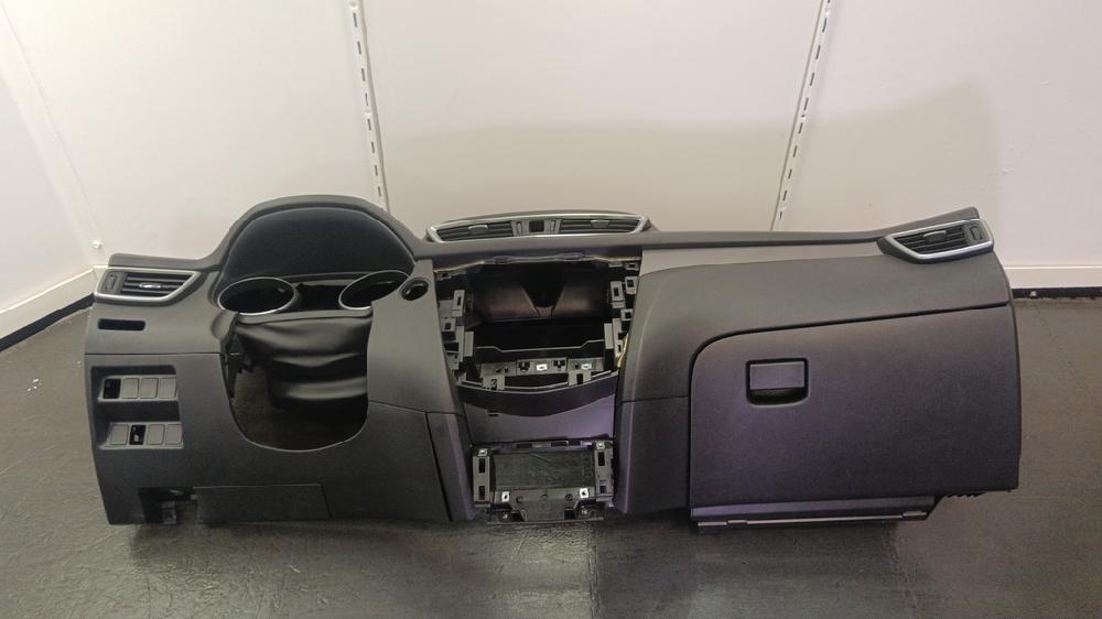 SALPICADERO NISSAN QASHQAI 1.3 MT 140CV