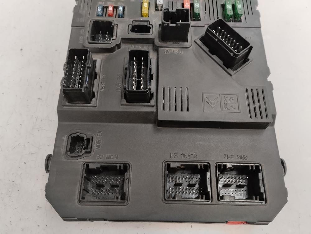 CAJA RELES FUSIBLES CITROEN C3 1.4 HDI MT 70CV