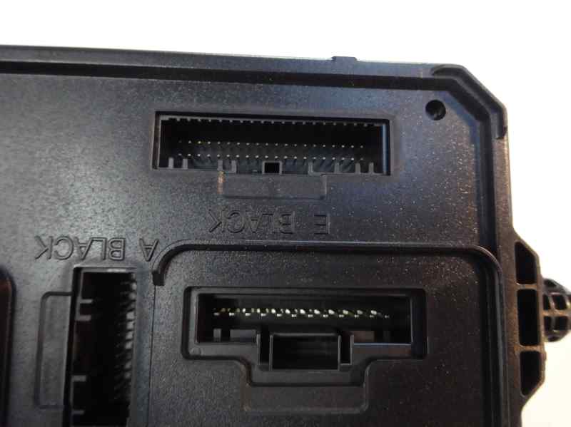 CAJA RELES FUSIBLES RENAULT SCENIC 1.5 DCI MT 110CV