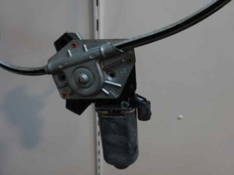 ELEVALUNAS DELANTERO IZQUIERDO RENAULT CLIO 1.2 MT 55CV