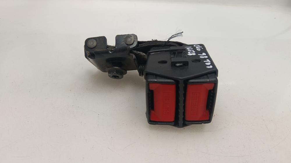 ANCLAJE CINTURON TRASERO DERECHO RENAULT CLIO 1.1 MT 60CV
