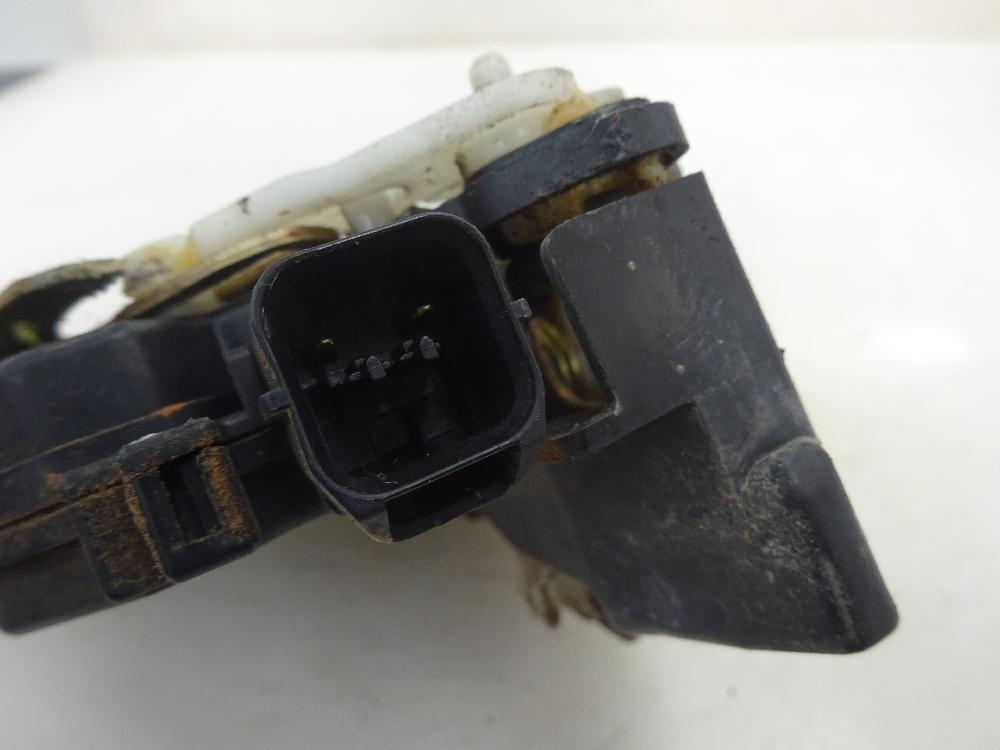 CERRADURA PUERTA TRASERA DERECHA MITSUBISHI GRANDIS 2.0 DI-D MT 134CV
