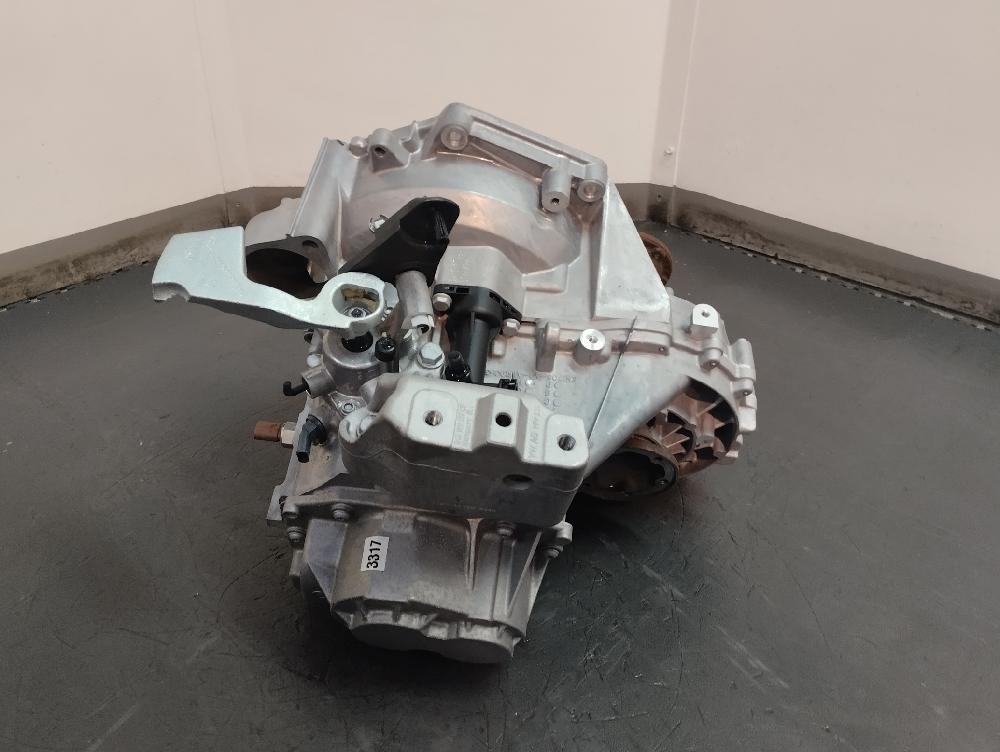 CAJA CAMBIOS SEAT LEON 2020 1.5 130CV MT