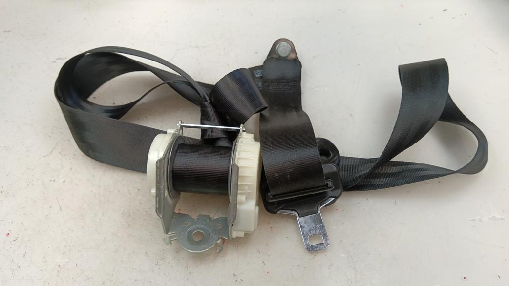 CINTURON SEGURIDAD TRASERO IZQUIERDO CITROEN C4 CACTUS 1.6 MT 99CV | 73KW