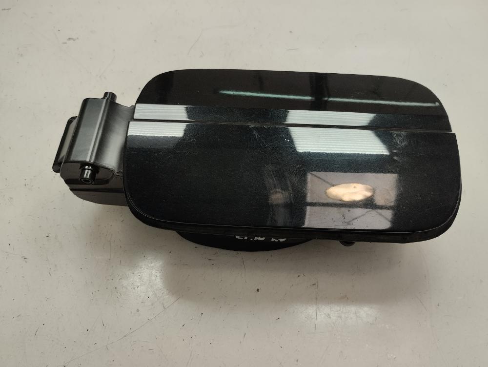TAPA EXTERIOR COMBUSTIBLE AUDI A4 2.0 TDI MT 150CV