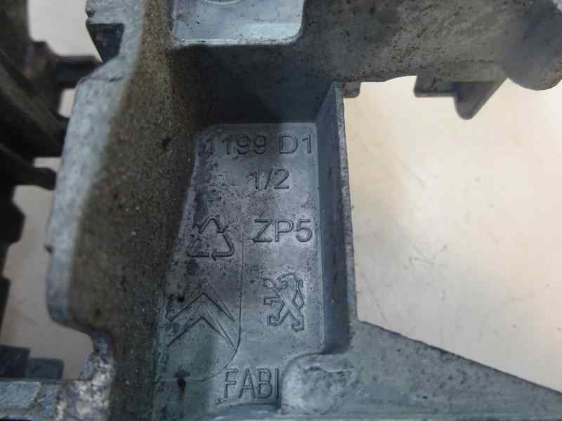 SOPORTE MANETA EXTERIOR PUERTA TRASERA DERECHA CITROEN C3 PICASSO 1.6 MT 110CV
