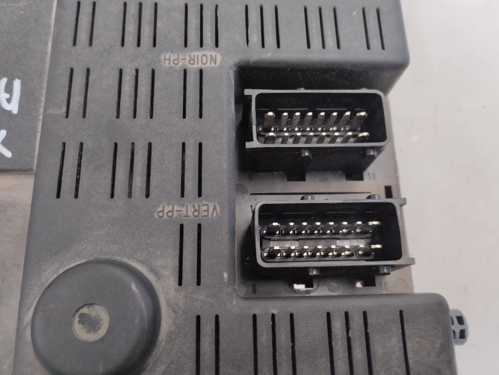 CAJA RELES FUSIBLES CITROEN XSARA 2001 1.9 D MT 71CV