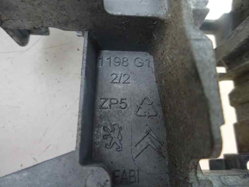 SOPORTE MANETA EXTERIOR PUERTA TRASERA IZQUIERDA CITROEN C3 PICASSO 1.6 MT 110CV