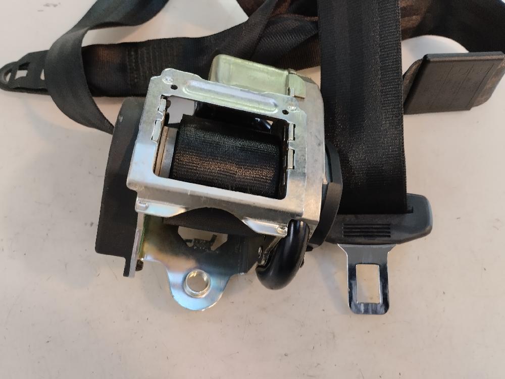 CINTURON SEGURIDAD DELANTERO DERECHO AUDI A4 2006 2.0 TDI MT 140CV | 103KW