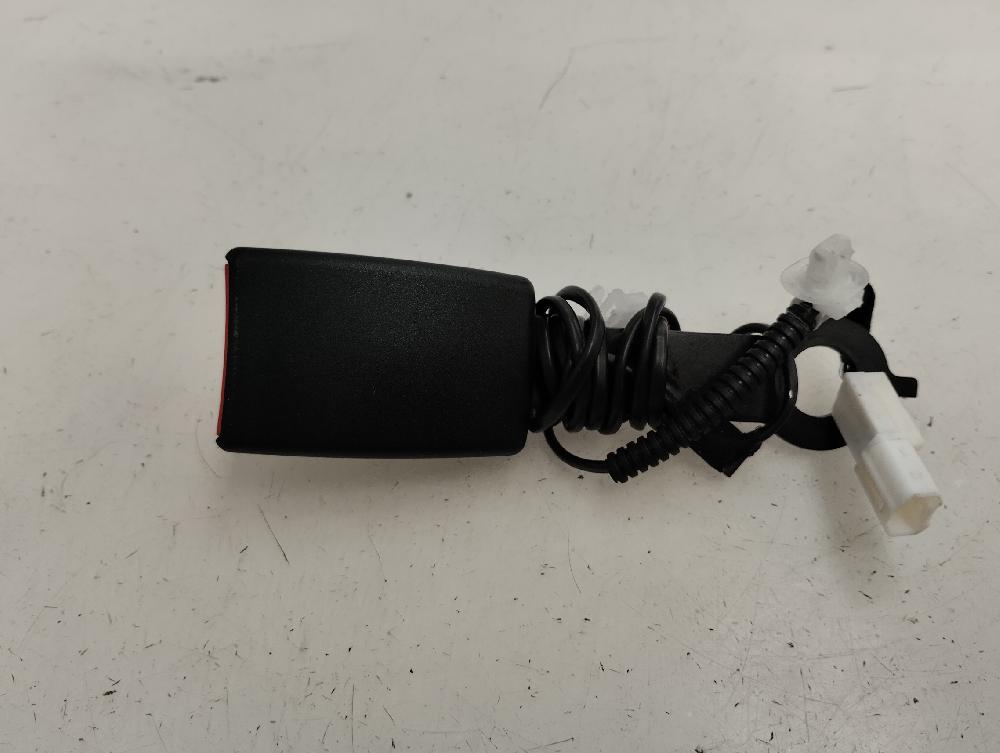 ANCLAJE CINTURON TRASERO DERECHO TOYOTA VERSO 1.6 MT 132CV | 97KW