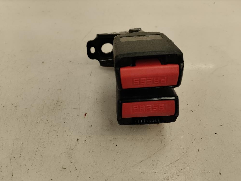 ANCLAJE CINTURON TRASERO DERECHO PEUGEOT 308 1.6 HDI MT 112CV