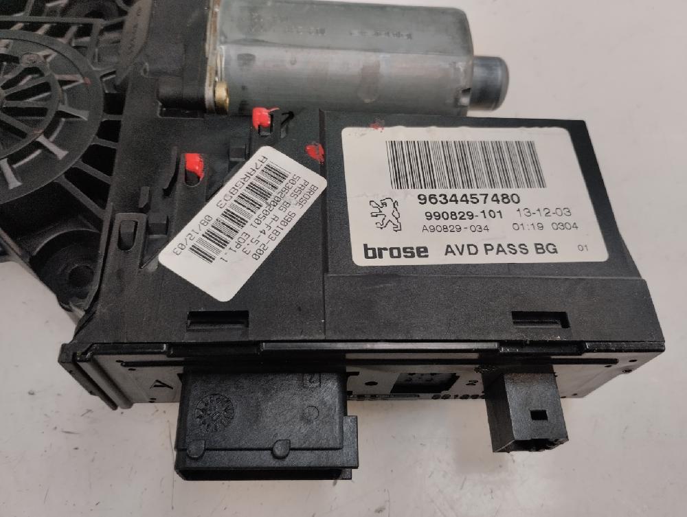 MOTOR ELEVALUNAS DELANTERO DERECHO PEUGEOT 307 2.0 HDI MT 90CV