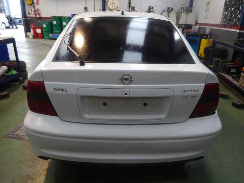 FARO DERECHO OPEL VECTRA 1.6 MT 101CV