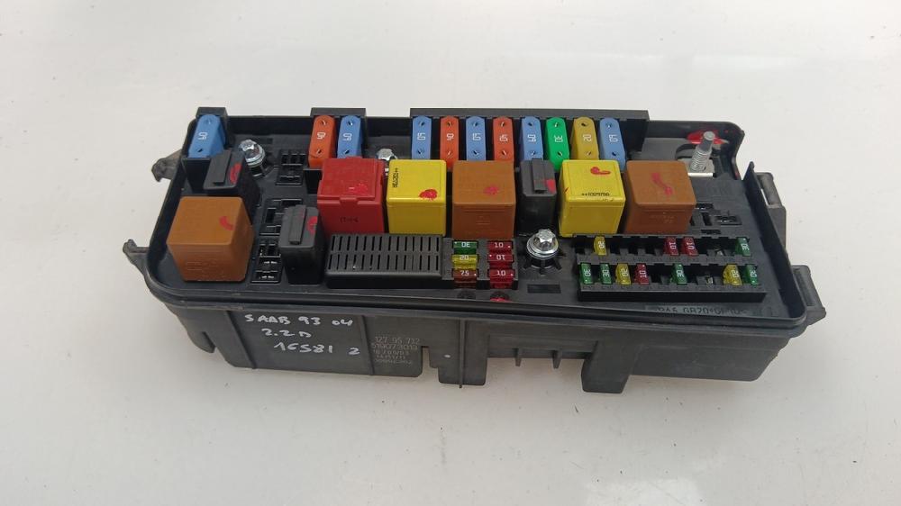 CAJA RELES FUSIBLES SAAB 93 2.2 MT 125CV | 92KW