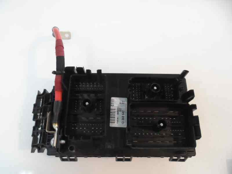 CAJA RELES FUSIBLES OPEL ASTRA 1.7 CDTI MT 110CV