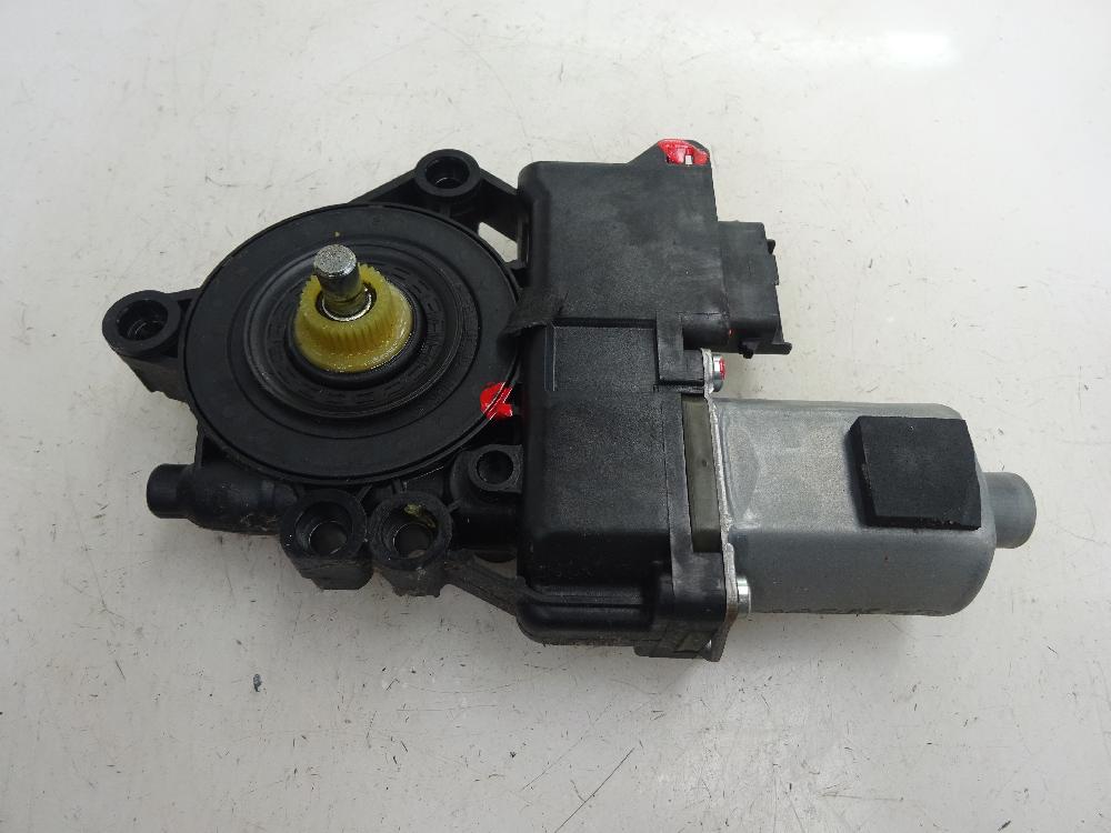 MOTOR ELEVALUNAS DELANTERO IZQUIERDO KIA CARENS 2.0 CRDI MT 140CV